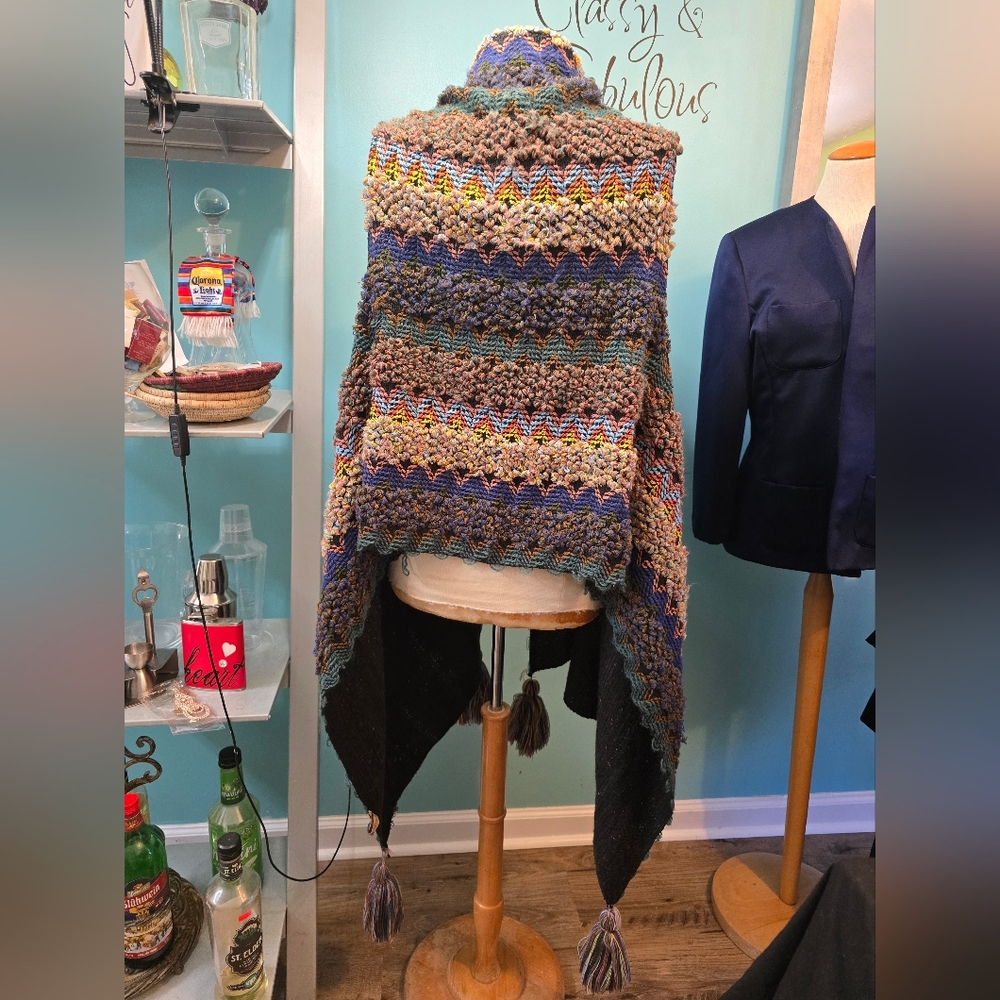 Multicolor Knit Tassel Scarf Vest - Picture 3 of 4